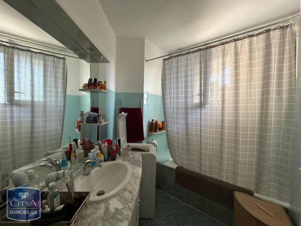 Appartement à louer 3 pièces 61.89m² Montauban (82000)