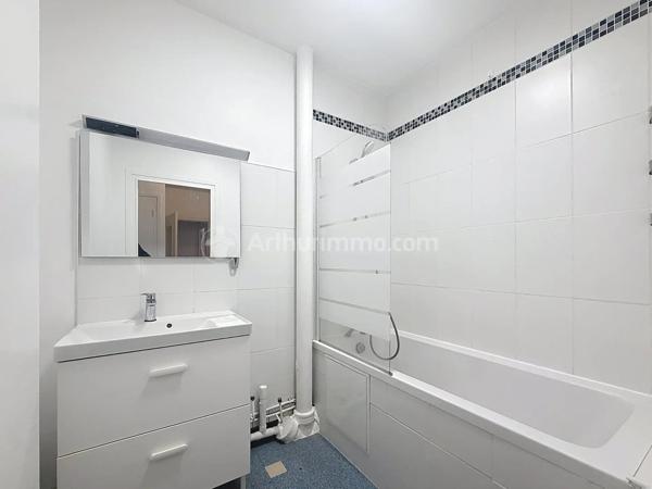 Vente                                                      Appartement
                        
                     3 pièces                      57 m2                     à Clermont-Ferrand