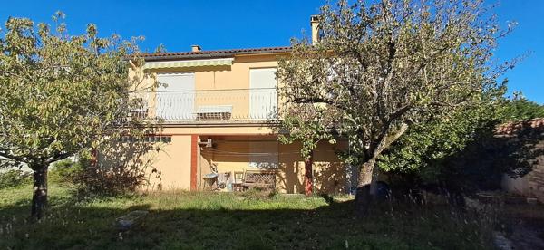 Maison 4 chambres avec garage, terrasse et jardin