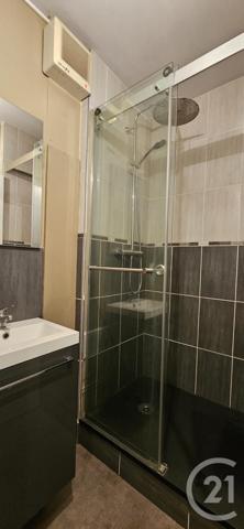 Appartement F4 à vendre  4 pièces - 65,30 m2 MONTLUCON - 03