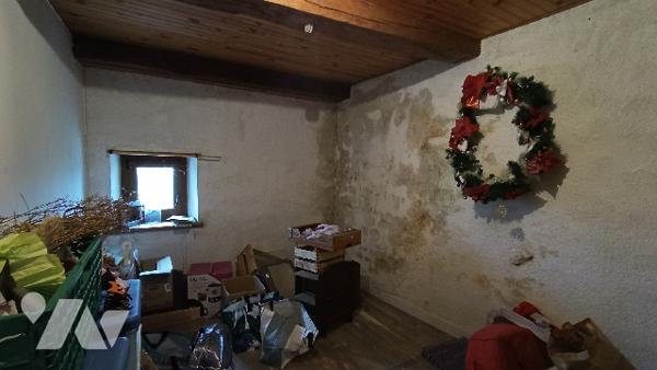 DUN SUR MEUSE LE HAUT
Maison à usage d'habitation d'environ 177m² loué 440 € / mois