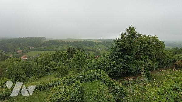 DUN SUR MEUSE LE HAUT
Maison à usage d'habitation d'environ 177m² loué 440 € / mois