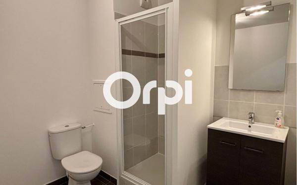 Appartement à louer    31,77 m2 Élancourt