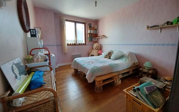 Maison à vendre    8 pièces • 242 m2 Saint-Astier