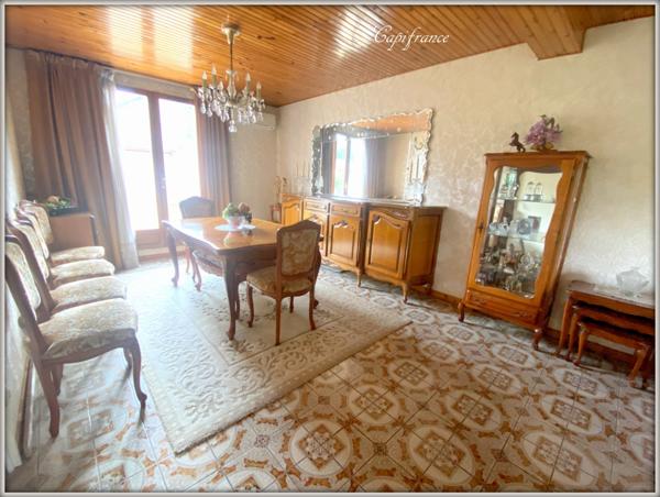 Dpt (93), à vendre maison P8 de 165 m² + dépendance + atelier extérieur