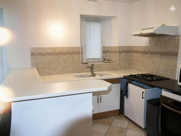 Maison à vendre 16 pièces CHAMPAGNE (17)