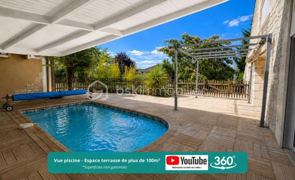 Une maison en exclusivité avec ses points forts :

- Secteur au calme de Saint Jean de la Ruelle, 
- Charme de l'ancien, 
- Agréable jardin, 
- Piscine, 
- Espace terrasse de plus de 100m²,
- Double carport/garage motorisé de 36m², 
- Luminosité,
- Suite parentale au RDC, 
- Rangements
- Grande salle de bain...

La maison : 
Maison vigneronne de plus de 122m² - Fin du 19ème siècle - 4 chambres, 2 salles de bain/eau - 2 toilettes. 

Le rez de chaussée : 
Une entrée sur pièce à vivre - Belle hauteur sous plafond - Poutres apparentes - Pièce à vivre avec cuisine ouverte - Cheminée avec insert Polyflam - Accès terrasse depuis la pièce à vivre - Espace terrasse de plus de 100m² - Toilettes séparées - Suite parentale avec salle d'eau et dressing privatifs - Accès piscine depuis la chambre.

L'étage : 
Espace mezzanine non négligeable pour rangement ou coin bureau - 3 chambres - Rangements - Grande salle de bain avec double vasque, baignoire, douche et toilettes.

Extérieurs et dépendances :
Parcelle de 675m² environ - Au calme, entourée de végétation - Aucun vis à vis - Double carport/garage motorisé de 36m² - Abris de rangement 15m² environ - Bûcher 10m² environ - Piscine chauffée avec nage contre courant avec alarme - Espace terrasse de plus de 100m²

Côté technique : 
Longère vigneronne de 1840 rénovée en 2005 - Toiture en ardoises d'Angers - Forage - Adoucisseur - Pas d'anomalie électrique - Poêle Polyflam pour toute la maison - Climatisation réversible - Murs en moellons - Isolation intérieure 9/15cm - Isolation combles 20/50cm - Menuiseries double vitrage - Plancher chauffant RDC - VMC 2020 - Assainissement collectif - Porte d'entrée neuve - Panneaux photovoltaïques pour plus d'autonomie

Le secteur : 
Idéalement située aux portes d’Orléans, la commune de Saint-Jean-de-la-Ruelle séduit par sa qualité de vie familiale et sa proximité immédiate avec le centre-ville orléanais. Intégrée à Orléans Métropole, elle bénéficie de nombreux équipements, établissements scolaires, commerces et infrastructures du quotidien. Le secteur dispose de plusieurs écoles maternelles et élémentaires, de collèges ainsi que d’un lycée professionnel, offrant un parcours scolaire complet pour les familles. Les commerces de proximité, le centre commercial des Trois Fontaines et les services facilitent un quotidien pratique et dynamique. Côté transports, la commune est desservie par le réseau TAO avec tramway et lignes de bus permettant de rejoindre rapidement Orléans et l’ensemble de l’agglomération. L’accès aux grands axes routiers est également un véritable atout, avec la tangentielle et les autoroutes A10 et A71 accessibles en quelques minutes, facilitant les déplacements vers Paris, Tours ou Blois.

Visite virtuelle 360° sur demande,
Vidéo de présentation sur ma page YouTube,
J'attends votre appel pour planifier une visite. Dans le cadre de votre projet d’acquisition et conformément aux dispositions de la loi ELAN, nous souhaitons vous informer de vos droits avant la visite du bien que vous envisagez. Nous vous rappelons que vous avez la possibilité de vous faire accompagner, lors de la visite, par un professionnel de la construction de votre choix (architecte, expert en bâtiment, maître d’œuvre, artisan, etc.). Cette démarche peut vous permettre d’obtenir un avis technique éclairé sur l’état du bien, d’identifier d’éventuels travaux à prévoir et de sécuriser votre projet d’acquisition. Nous vous remercions de bien vouloir nous informer en amont de la visite si vous souhaitez être accompagné(e), afin de faciliter l’organisation de celle-ci dans les meilleures conditions.
