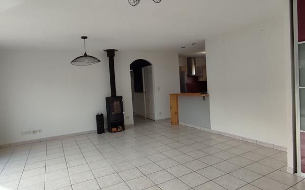 Maison à vendre    4 pièces •  Vic-en-Bigorre