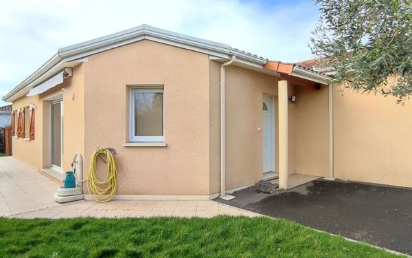 Maison à vendre    4 pièces •  Vic-en-Bigorre