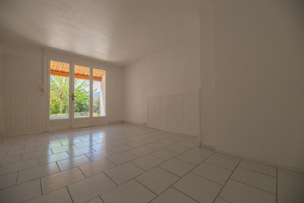 Maison La Roquette Sur Siagne 8 pièce(s) 239.44 m2