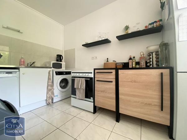 Appartement à louer 3 pièces 64.35m² Nantes (44100)