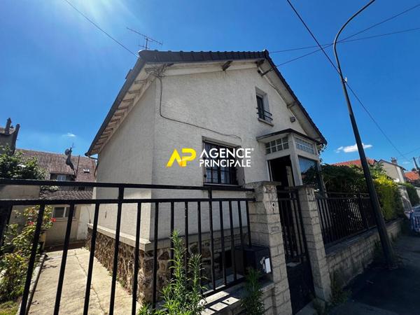Maison Argenteuil Coteaux 2 chambres 86 m2 305 000 € **  - Référence  4567