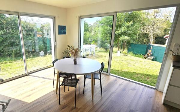 Maison à vendre    4 pièces •  Urcuit