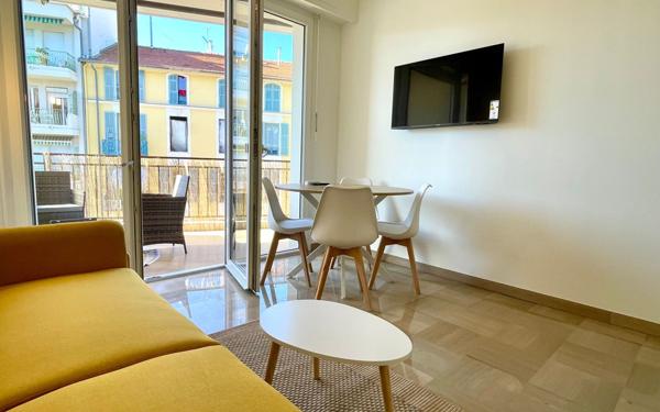 Appartement à vendre    2 pièces • 34 m2 Nice