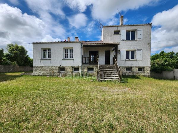 IMMEUBLE DE RAPPORT OU MAISON DE FAMILLE à vendre BOYARDVILLE ILE D'OLERON (17)