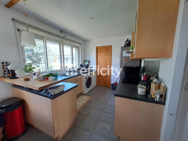 Appartement
         6 pièces
        - 112 m² Exclusivité 265 000 € *