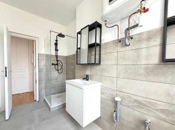 Appartement Saint Etienne 3 pièce(s) 56.89 m2
