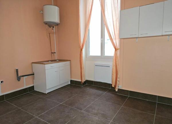 Maison à vendre    2 pièces • 40,70 m2 Saint-Étienne