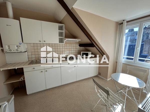 Location Studio 26.35 m² - 8/10 RUE FRANCOIS CABROL Rodez 12000