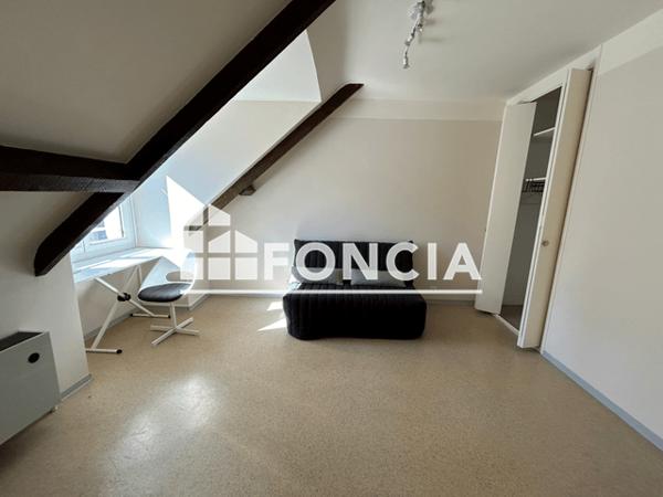 Location Studio 26.35 m² - 8/10 RUE FRANCOIS CABROL Rodez 12000
