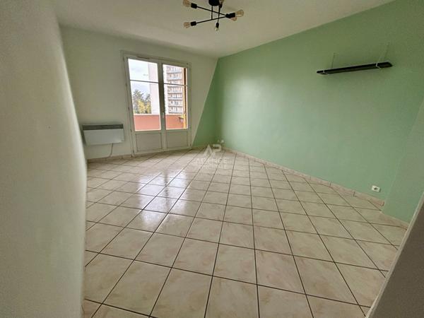 Appartement Poissy 3 pièces 53 m2 €185 000 ** - Référence 8986