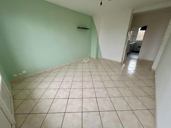 Appartement Poissy 3 pièces 53 m2 €185 000 ** - Référence 8986