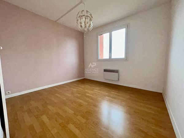 Appartement Poissy 3 pièces 53 m2 €185 000 ** - Référence 8986