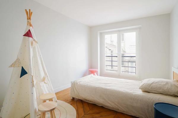 Appartement Paris 9e - TRINITE / ESTIENNE D'ORVES