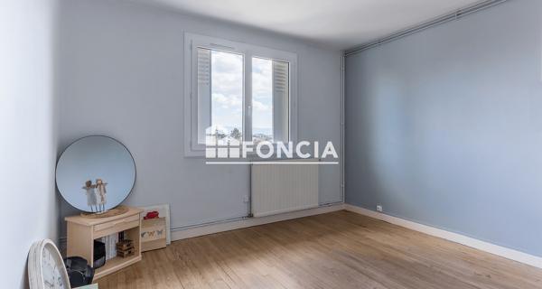 À vendre Appartement 3 pièces 60.85 m² - Guilherand-granges 07500
