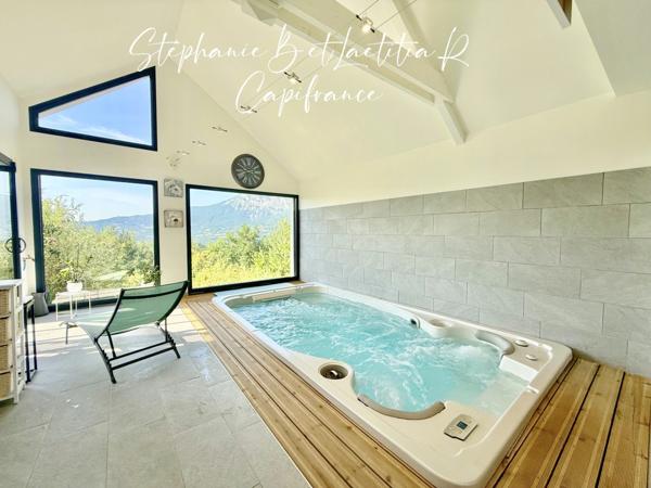 Propriete à vendre 7 pièces SAINT BONNET EN CHAMPSAUR (05)