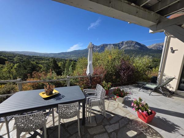 Propriete à vendre 7 pièces SAINT BONNET EN CHAMPSAUR (05)