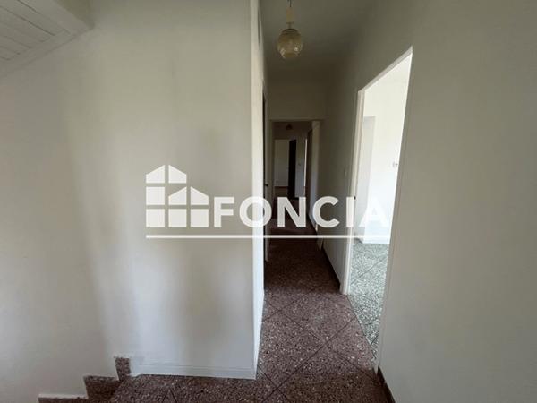 Location Maison 7 pièces 154.48 m² - 170 RUE DU CHAILLOT Vauvert 30600
