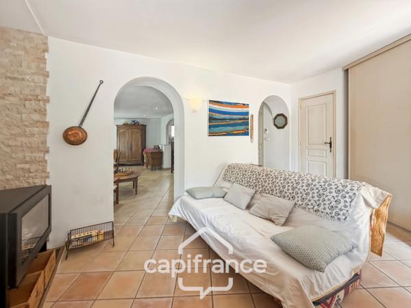 Maison à vendre 5 pièces HYERES (83), Quartier Victor Basch , 3 chambres