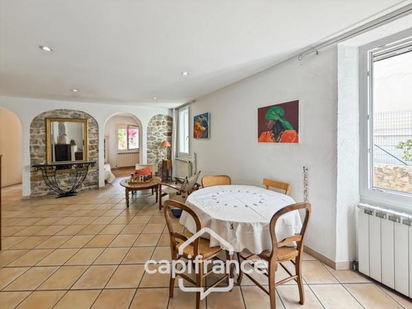 Maison à vendre 5 pièces HYERES (83), Quartier Victor Basch , 3 chambres
