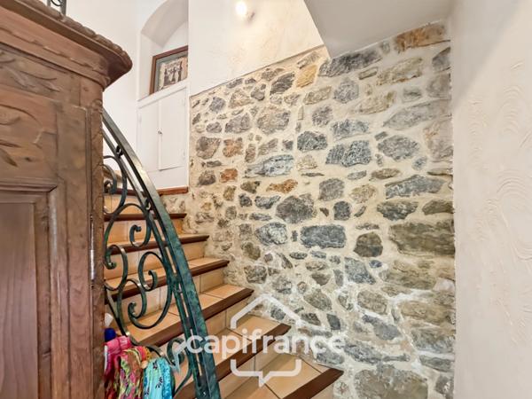 Maison à vendre 5 pièces HYERES (83), Quartier Victor Basch , 3 chambres