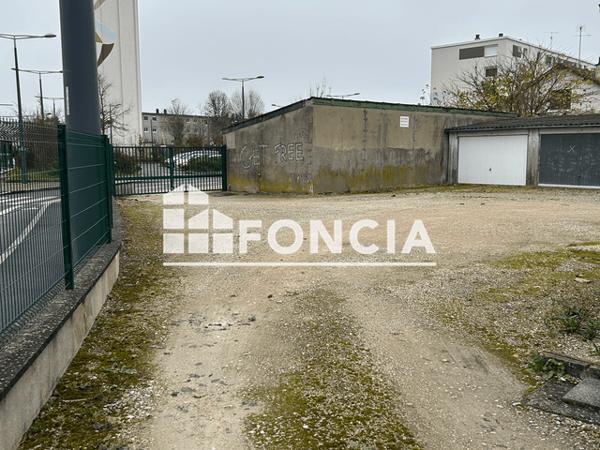 Location Parking - RUE DU CLOS DE L'ARCHE Saint Jean De Braye 45800