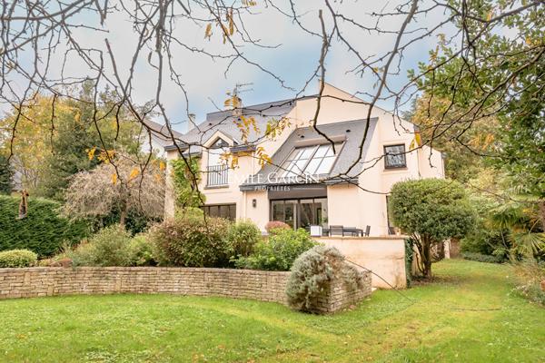 A vendre- Maison- Bougival-4 chambres- 230m²
