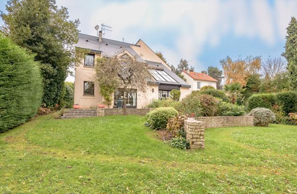 A vendre- Maison- Bougival-4 chambres- 230m²