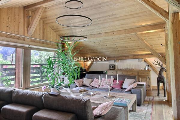 Authentique ferme rénovée à vendre Proche Megève
