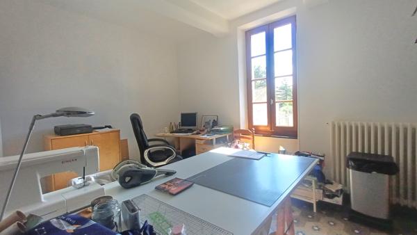 Ventenac-en-Minervois (11120) À acheter à Ventenac-En-Minervois : immense maison avec 4 chambres