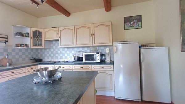 Ventenac-en-Minervois (11120) À acheter à Ventenac-En-Minervois : immense maison avec 4 chambres