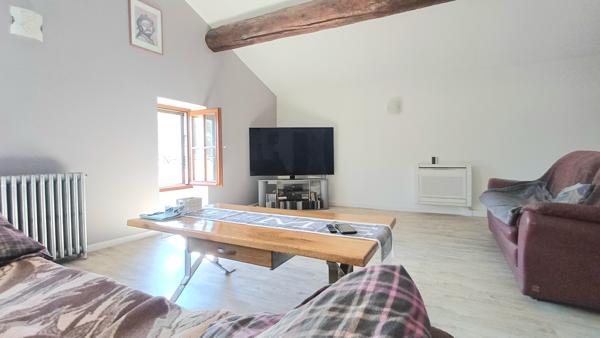 Ventenac-en-Minervois (11120) À acheter à Ventenac-En-Minervois : immense maison avec 4 chambres