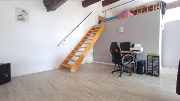 Ventenac-en-Minervois (11120) À acheter à Ventenac-En-Minervois : immense maison avec 4 chambres