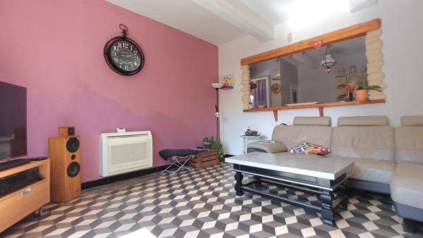 Ventenac-en-Minervois (11120) À acheter à Ventenac-En-Minervois : immense maison avec 4 chambres