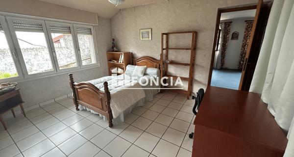 À vendre Maison 7 pièces 192 m² - Roanne 42300