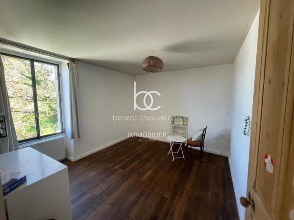 AMBON Maison 5 pièces 157 m²