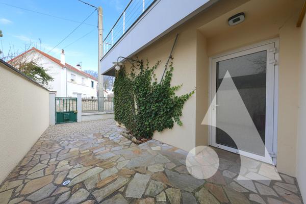Local commercial 62.82 m2