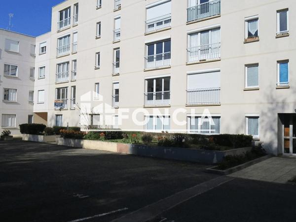 Location Appartement 2 pièces 47.6 m² - 29/55 RUE DU GD FBG Chartres 28000