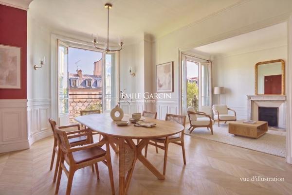 A vendre - Appartement d'exception - 98 m2 - Paris - 75007 -  Ecole Militaire