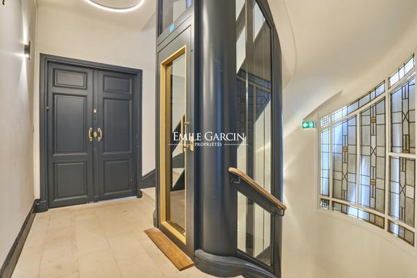 A vendre - Appartement d'exception - 98 m2 - Paris - 75007 -  Ecole Militaire